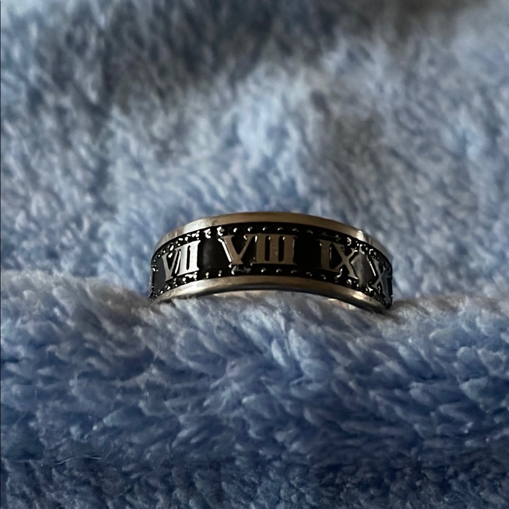 Black Band Style Ring with Engraved Roman Numerals and Textured Sides